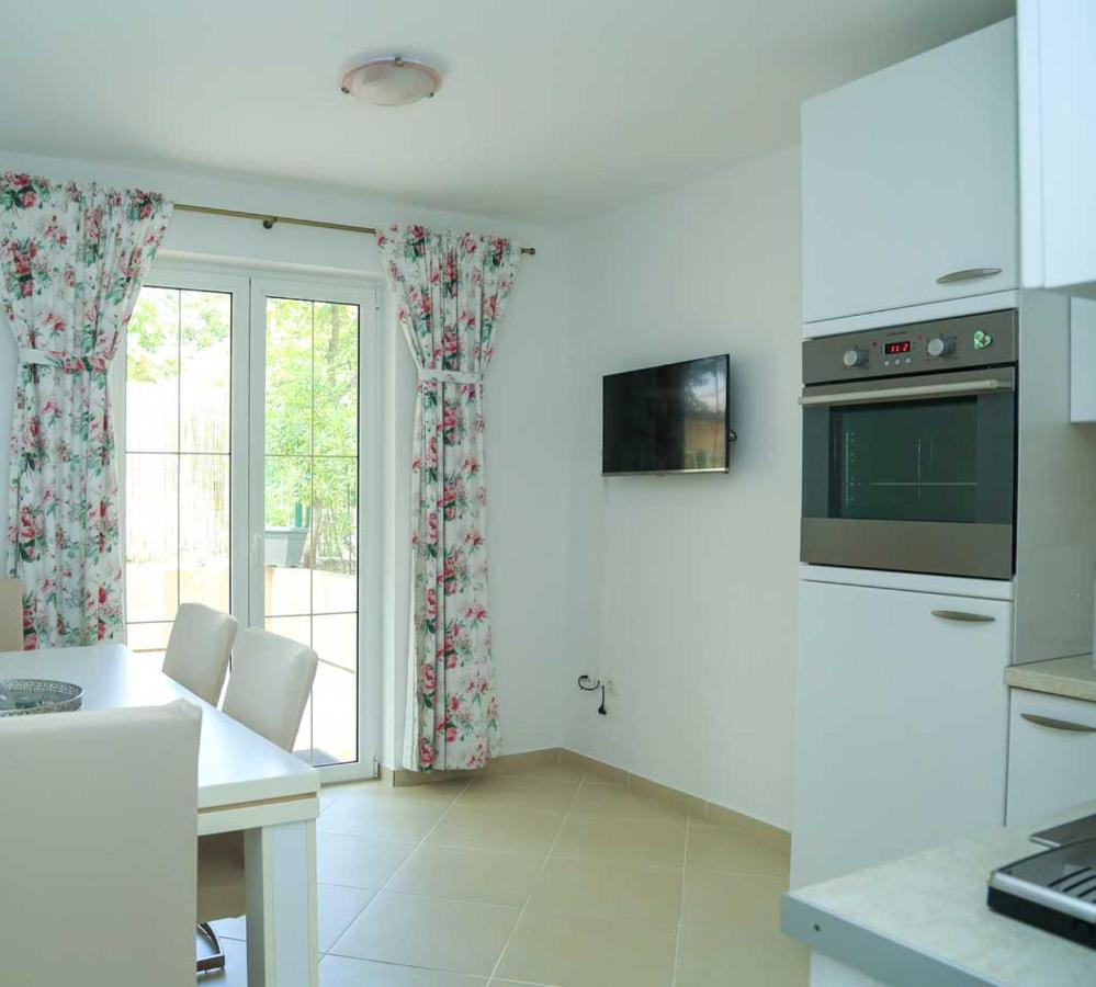 Adrian-apartments-51511-malinska-otok-krk Primorska 21 Apartament *