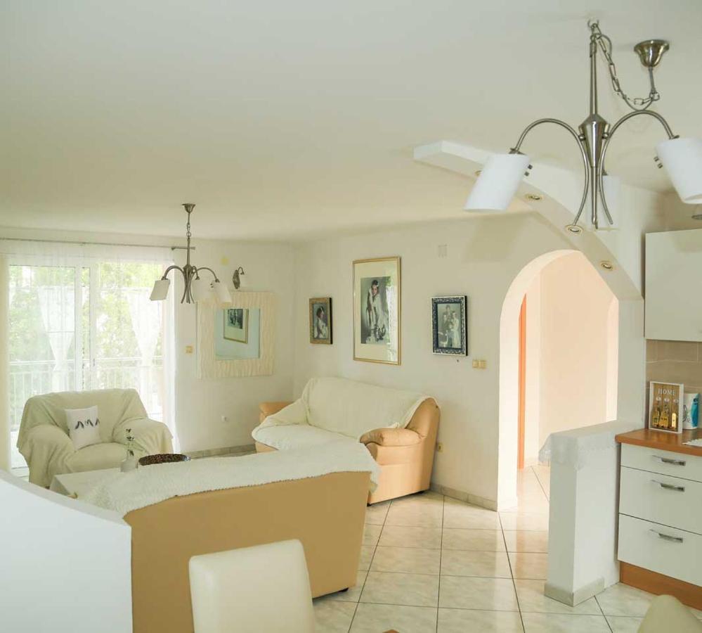 Adrian-apartments-51511-malinska-otok-krk Primorska 21 *