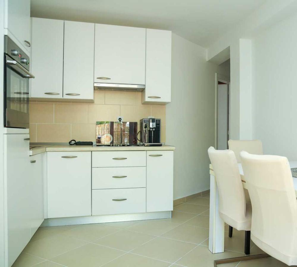 Adrian-apartments-51511-malinska-otok-krk Primorska 21 *