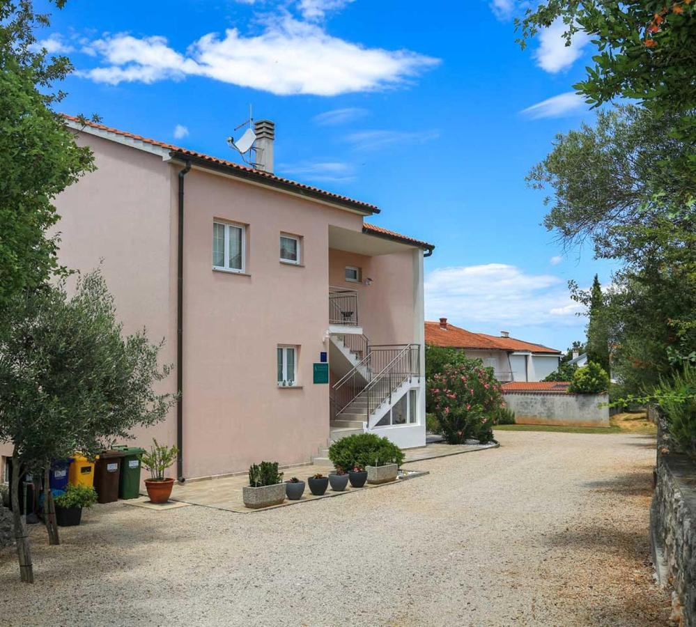 Adrian-apartments-51511-malinska-otok-krk Primorska 21 Apartament *