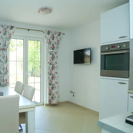 Adrian-Apartments-51511-Malinska-Otok-Krk Primorska 21 Exterior foto