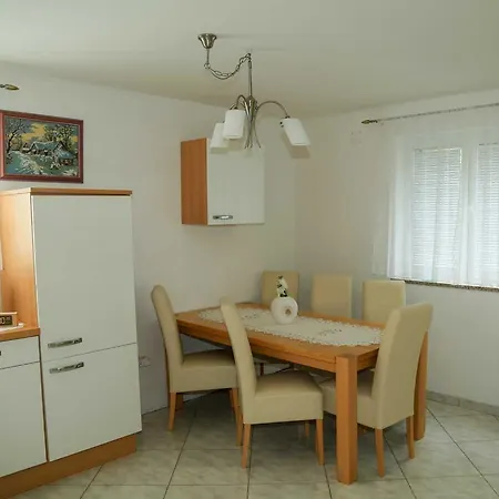 Adrian-Apartments-51511-Malinska-Otok-Krk Primorska 21 Exterior foto